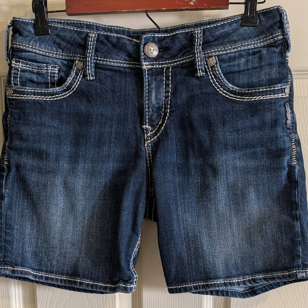 Silver Shorts Womens 29 Suki Dark Wash Stretch Denim Mid Bermuda Blue